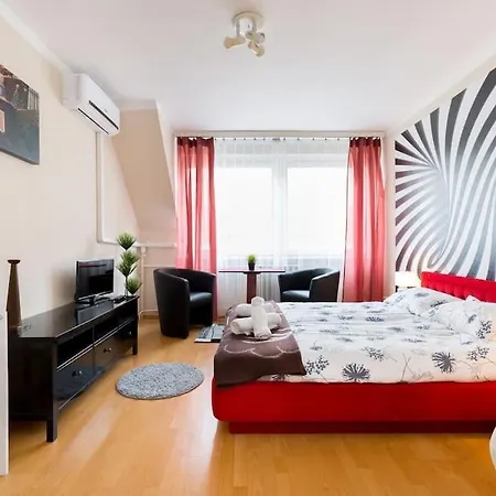 Aranykez 4-6: Downtown Appartamento *