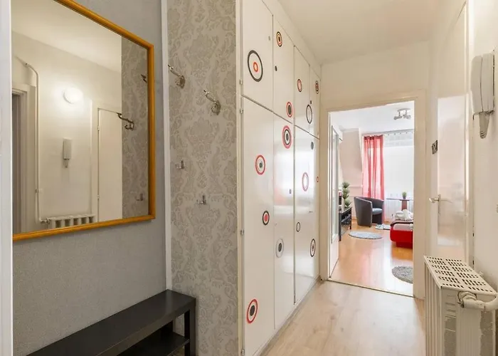 Aranykez 4-6: Downtown Budapesta